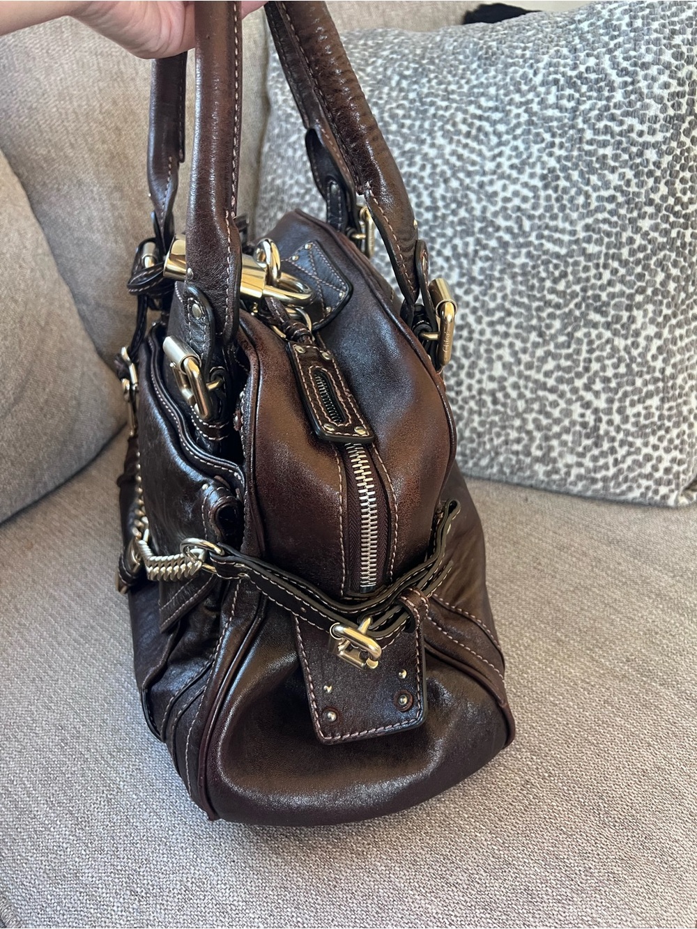 Chloe Paddington Dark Brown Leather Handbag with Gold Accents - Picture 3 of 14